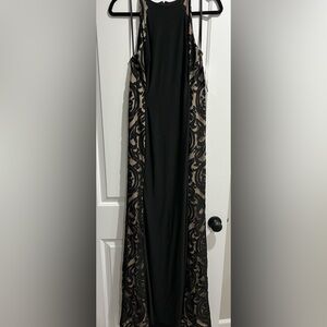 NWT Xscape black and neutral formal gown